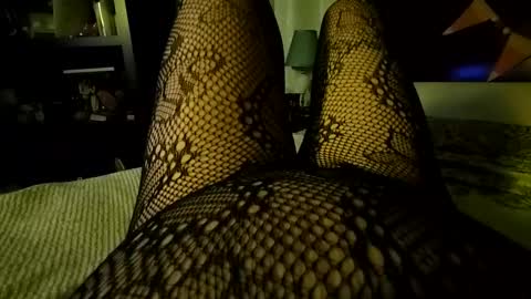 Snapshot of stockinggeek chatting on 10-18-25, 07:31 StockingGeek online show from 10-18-25, 07:31