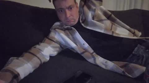 Snapshot of stoeprand92 chatting on 04-18-26, 03:54 stoeprand92 online show from 04-18-26, 03:54