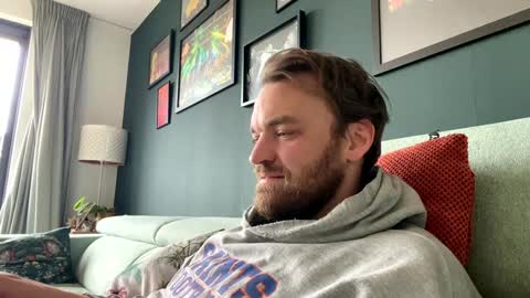 Snapshot of stonednboner chatting on 02-08-25, 11:44 Stonerboner online show from 02-08-25, 11:44