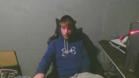 stonedpanda77 online show from 01-07-25, 05:33