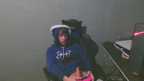 stonedpanda77 online show from 01-11-25, 07:17