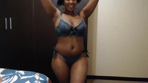 stonefruit76 online show from 03-11-25, 02:18