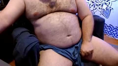 Snapshot of stonerbear42 chatting on 07-09-26, 04:38 Stonerbear42 online show from 07-09-26, 04:38