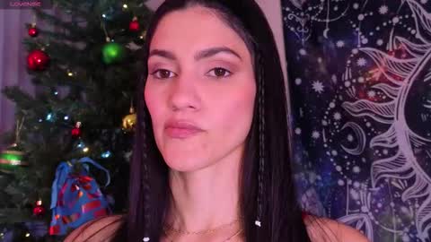 Snapshot of stonned_candy chatting on 12-15-25, 09:30 Liz online show from 12-15-25, 09:30