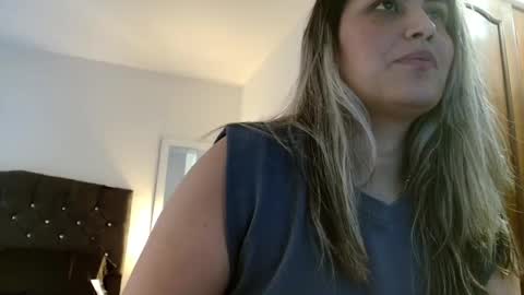 storm_hanks online show from 12-03-25, 02:52