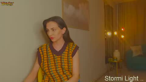 Snapshot of stormi_light chatting on 05-10-26, 06:24 Stormi online show from 05-10-26, 06:24