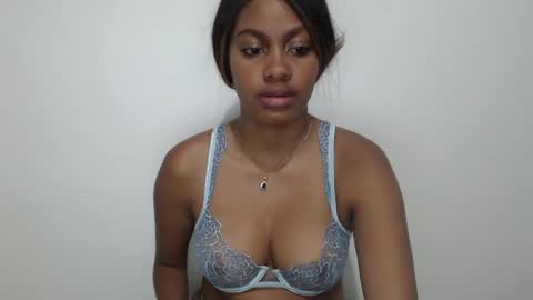 stormihills_ online show from 04-30-26, 01:23