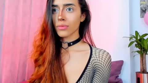 Snapshot of stormirusso chatting on 02-05-25, 05:52 Mar online show from 02-05-25, 05:52
