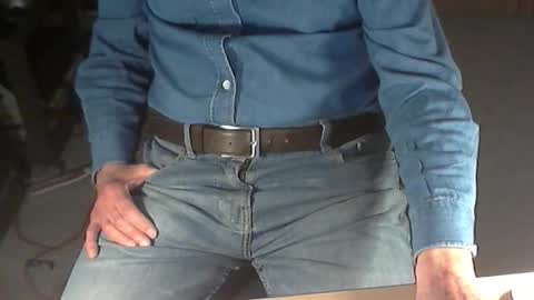 Snapshot of str8_dave chatting on 03-03-26, 02:34 Dave online show from 03-03-26, 02:34