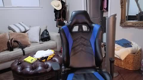 Snapshot of str8whiteboy21 chatting on 09-18-25, 05:20 str8whiteboy21 online show from 09-18-25, 05:20