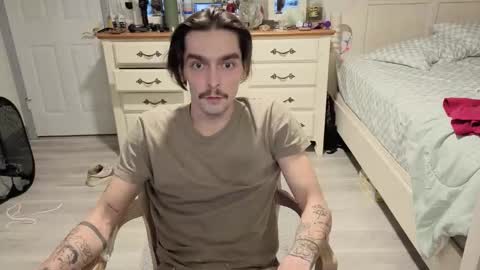 Snapshot of str8whiteboy21 chatting on 12-04-25, 05:17 str8whiteboy21 online show from 12-04-25, 05:17