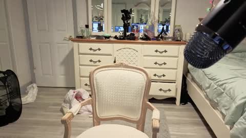 Snapshot of str8whiteboy21 chatting on 12-14-25, 08:20 str8whiteboy21 online show from 12-14-25, 08:20