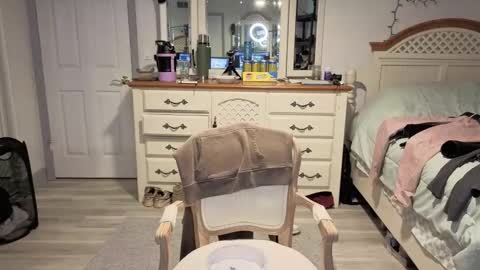 Snapshot of str8whiteboy21 chatting on 02-05-26, 07:35 str8whiteboy21 online show from 02-05-26, 07:35