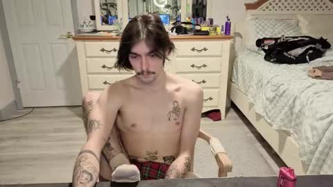 str8whiteboy21 online show from 02-25-26, 02:21