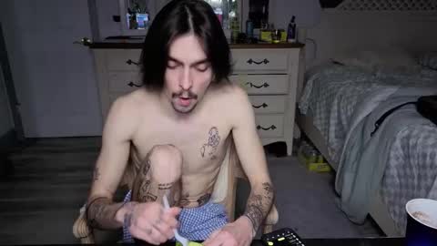 Snapshot of str8whiteboy21 chatting on 03-02-26, 10:22 str8whiteboy21 online show from 03-02-26, 10:22