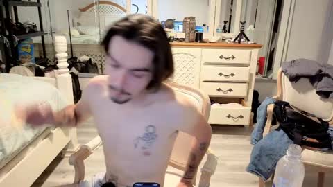 str8whiteboy21 online show from 04-23-26, 03:30