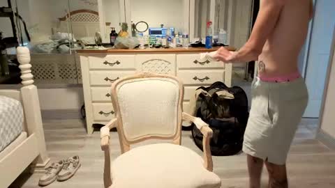 str8whiteboy21 online show from 05-11-26, 03:07