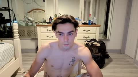 str8whiteboy21 online show from 05-11-26, 04:04