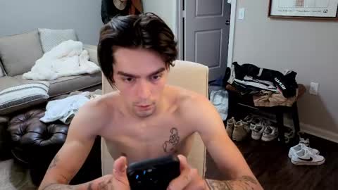 Snapshot of str8whiteboy21 chatting on 06-06-26, 12:43 str8whiteboy21 online show from 06-06-26, 12:43