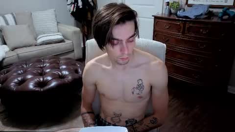 Snapshot of str8whiteboy21 chatting on 06-13-26, 05:38 str8whiteboy21 online show from 06-13-26, 05:38