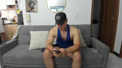 straight__friends online show from 05-22-26, 02:01