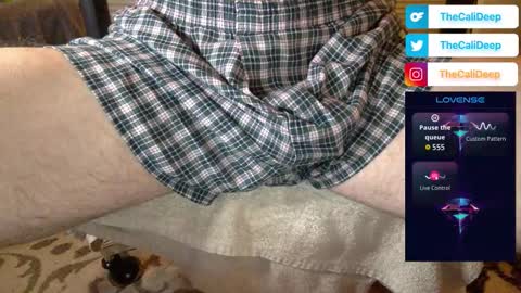 Snapshot of straightcalidick chatting on 11-15-25, 07:54 Cali online show from 11-15-25, 07:54