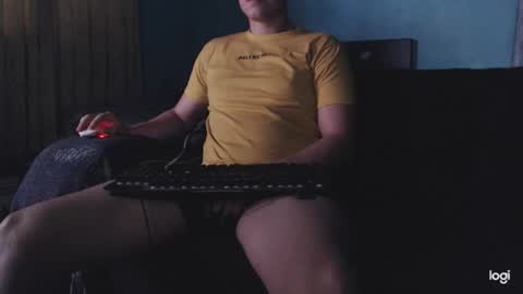 Snapshot of straiker_ chatting on 02-08-26, 08:56 striker online show from 02-08-26, 08:56