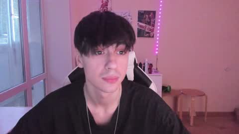 Ray online show from 12-15-24, 07:24