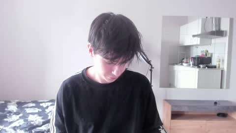 Ray online show from 04-28-26, 12:21