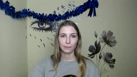 Snapshot of stranger_giirl chatting on 01-09-25, 04:06 Amalia online show from 01-09-25, 04:06