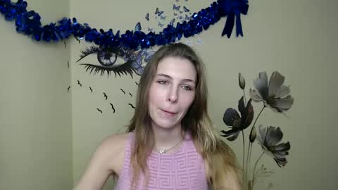 Snapshot of stranger_giirl chatting on 01-13-25, 04:30 Amalia online show from 01-13-25, 04:30