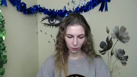 Snapshot of stranger_giirl chatting on 01-17-25, 01:13 Amalia online show from 01-17-25, 01:13