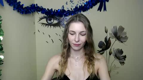 Snapshot of stranger_giirl chatting on 01-23-25, 01:24 Amalia online show from 01-23-25, 01:24