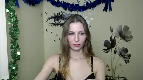 Snapshot of stranger_giirl chatting on 02-19-25, 04:11 Amalia online show from 02-19-25, 04:11