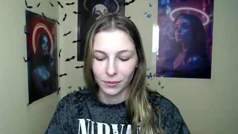 Snapshot of stranger_giirl chatting on 03-02-25, 03:48 Amalia online show from 03-02-25, 03:48