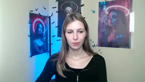 Snapshot of stranger_giirl chatting on 09-13-25, 07:08 Amalia online show from 09-13-25, 07:08