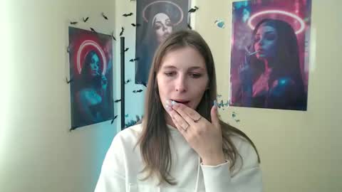 Snapshot of stranger_giirl chatting on 09-14-25, 06:34 Amalia online show from 09-14-25, 06:34