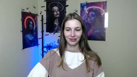 Snapshot of stranger_giirl chatting on 10-07-25, 11:40 Amalia online show from 10-07-25, 11:40