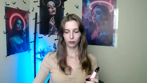 Amalia online show from 10-14-25, 04:08