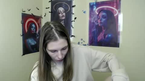 Snapshot of stranger_giirl chatting on 10-30-25, 07:21 Amalia online show from 10-30-25, 07:21