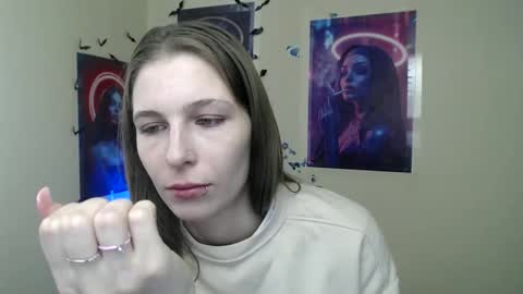 Snapshot of stranger_giirl chatting on 11-07-25, 07:52 Amalia online show from 11-07-25, 07:52