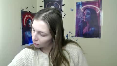 Snapshot of stranger_giirl chatting on 01-17-26, 07:13 Amalia online show from 01-17-26, 07:13