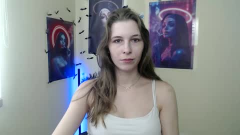 Snapshot of stranger_giirl chatting on 03-07-26, 07:27 Amalia online show from 03-07-26, 07:27