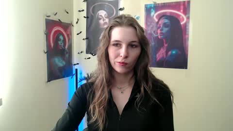 Snapshot of stranger_giirl chatting on 03-09-26, 06:39 Amalia online show from 03-09-26, 06:39