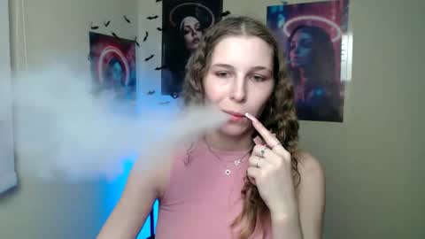 Snapshot of stranger_giirl chatting on 03-11-26, 07:31 Amalia online show from 03-11-26, 07:31