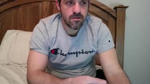 Snapshot of strangeratnight87 chatting on 02-03-26, 05:49 strangeratnight87 online show from 02-03-26, 05:49