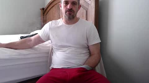 Snapshot of strangeratnight87 chatting on 04-08-26, 03:12 strangeratnight87 online show from 04-08-26, 03:12