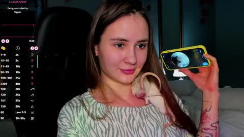 Laura online show from 02-16-25, 07:48