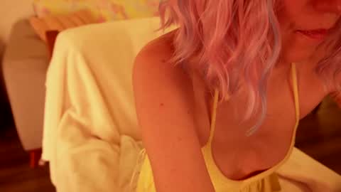 Strawberry Emma online show from 07-24-26, 10:08