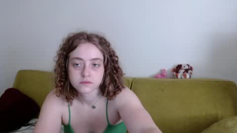Strawberrylotsacake online show from 04-29-26, 02:43